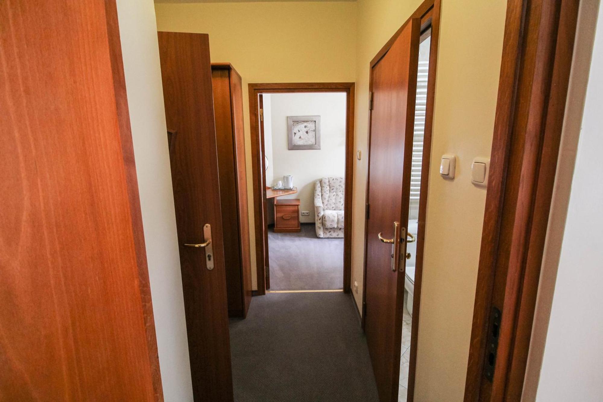 Hotel FAMILIJNY Ośrodek Wypoczynkowo - Rehabilitacyjny Krynica Zdrój Zewnętrze zdjęcie