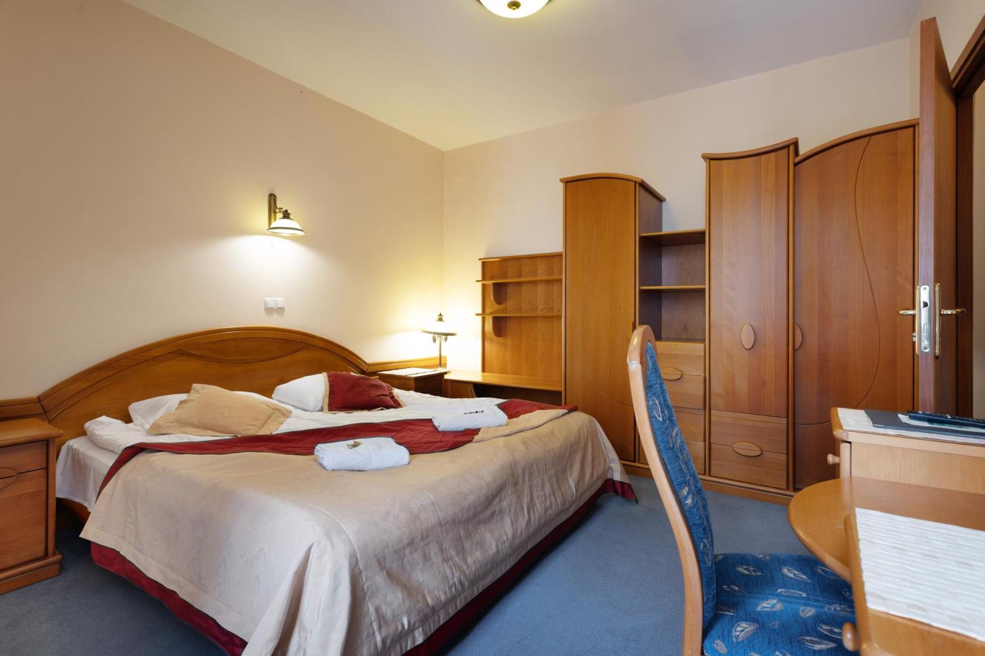 Hotel FAMILIJNY Ośrodek Wypoczynkowo - Rehabilitacyjny Krynica Zdrój Zewnętrze zdjęcie