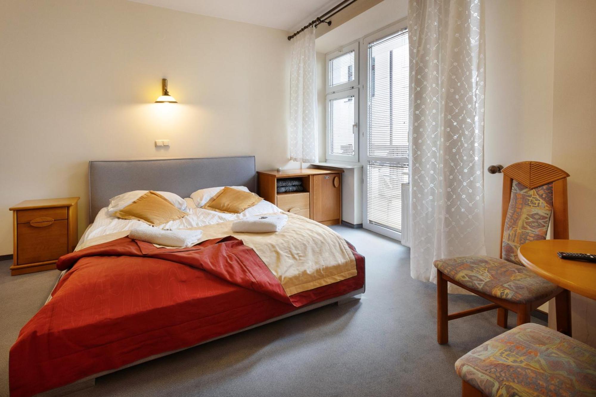 Hotel FAMILIJNY Ośrodek Wypoczynkowo - Rehabilitacyjny Krynica Zdrój Zewnętrze zdjęcie