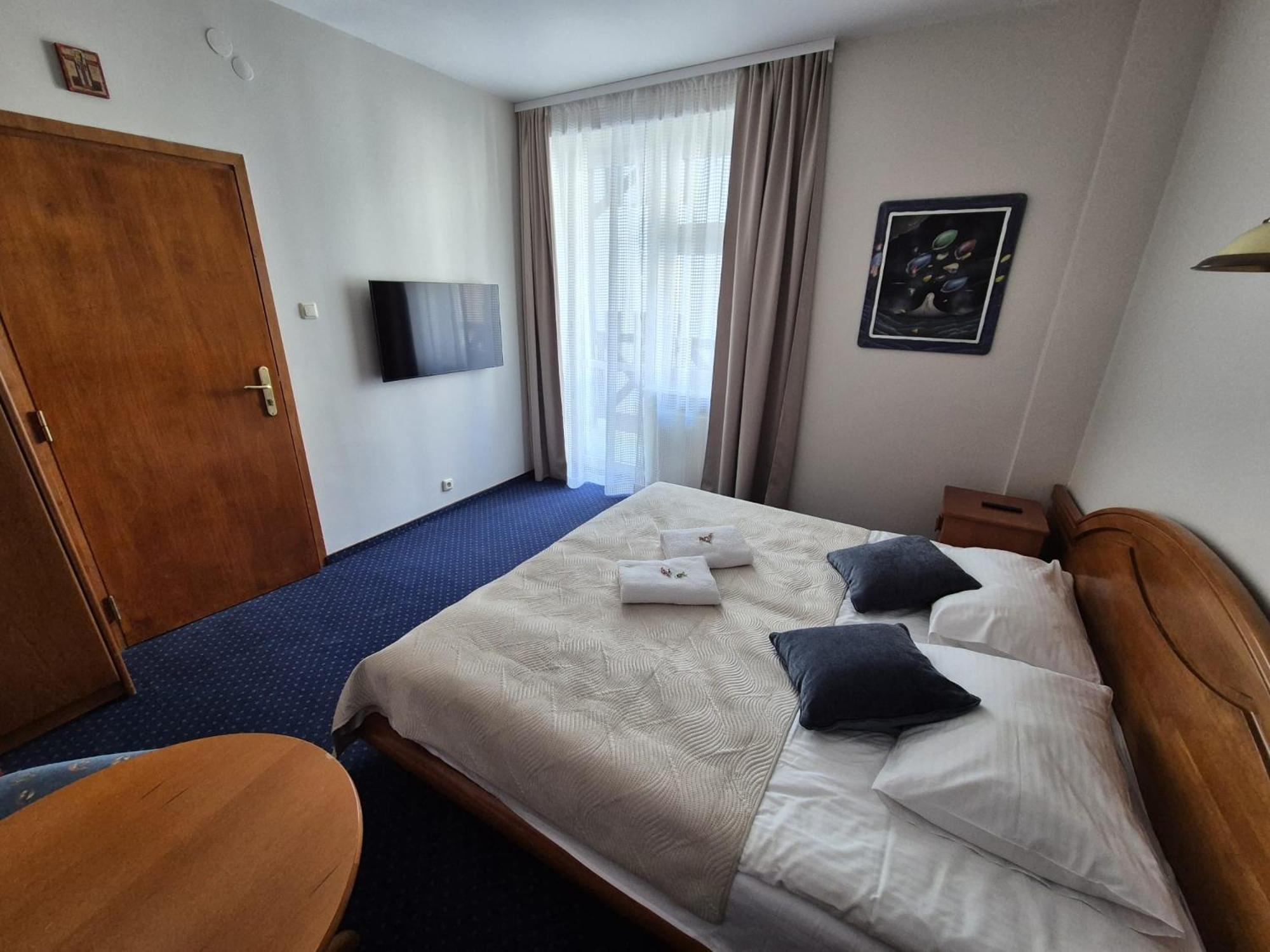 Hotel FAMILIJNY Ośrodek Wypoczynkowo - Rehabilitacyjny Krynica Zdrój Zewnętrze zdjęcie