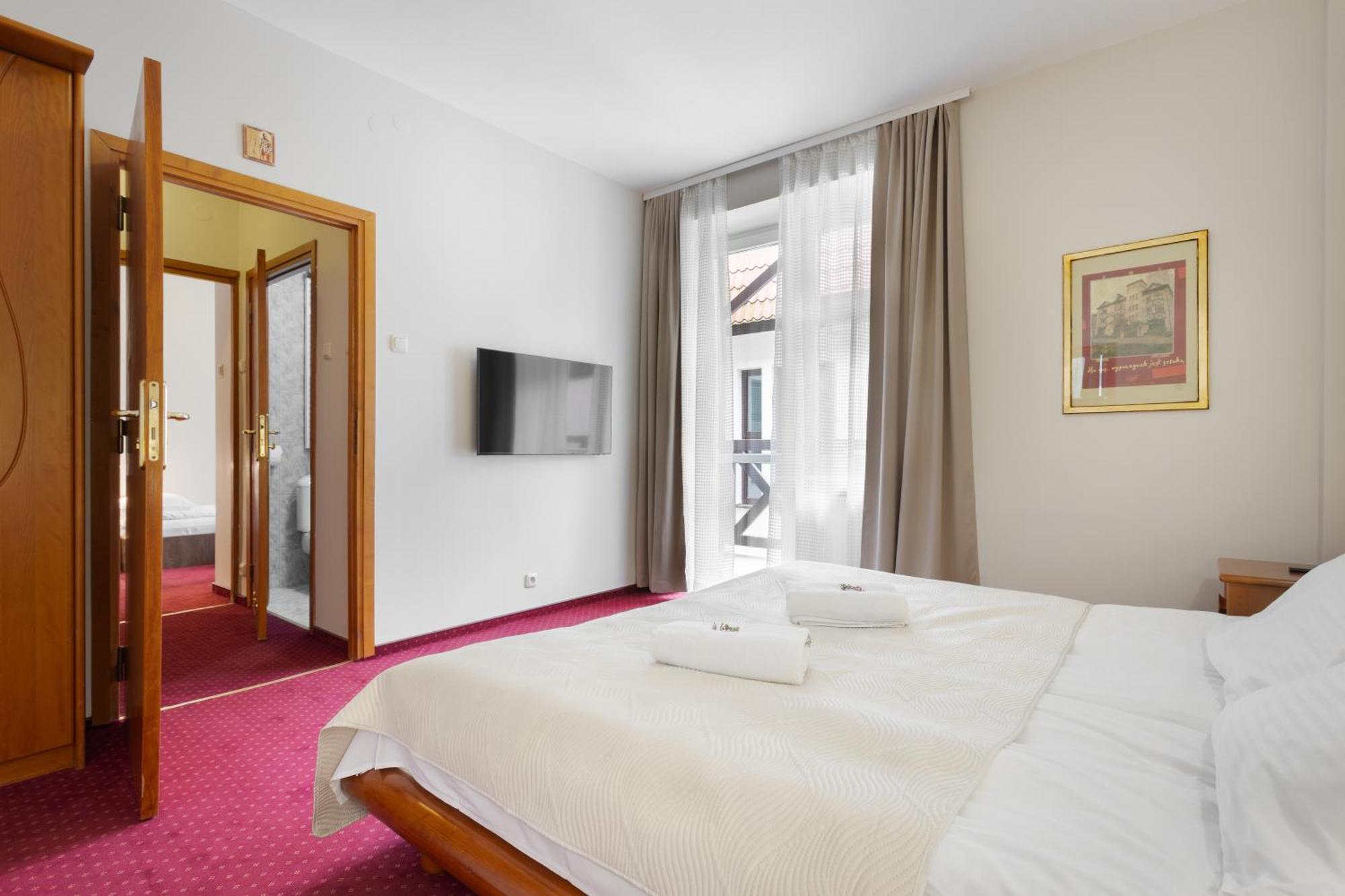 Hotel FAMILIJNY Ośrodek Wypoczynkowo - Rehabilitacyjny Krynica Zdrój Zewnętrze zdjęcie